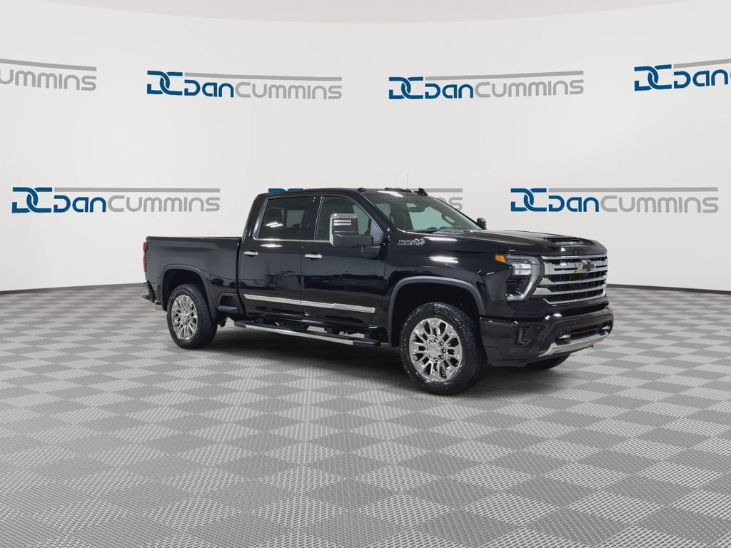 New 2026 Chevrolet Silverado 2500 High Country w/ High Country Premium Package AWD/4WD image 2