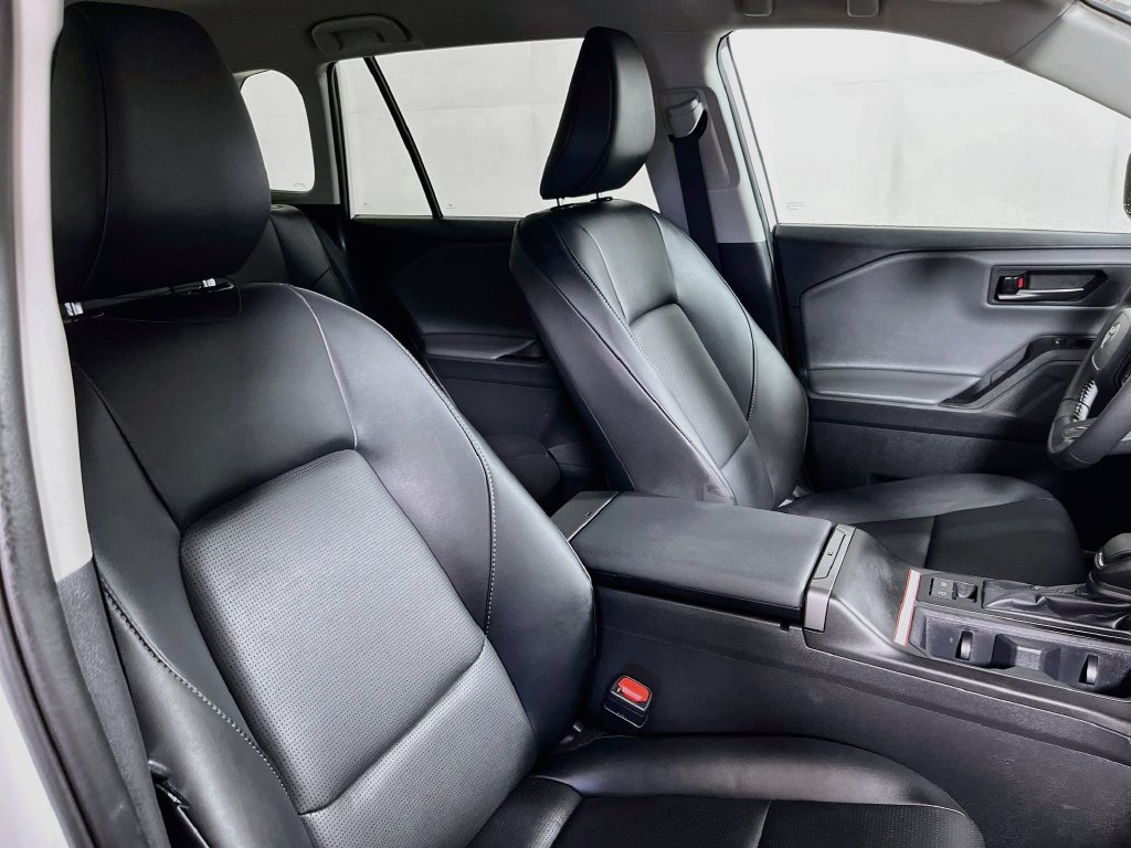 Used 2026 Toyota RAV4 XLE Premium FWD image 29