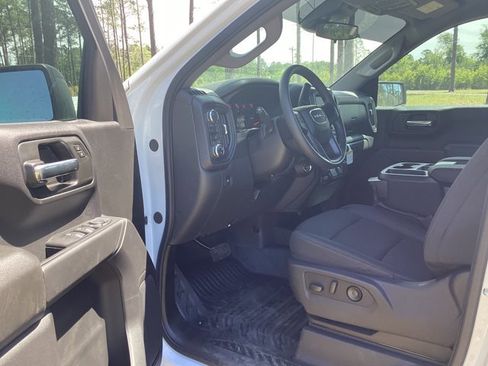 New 2026 GMC Sierra 1500 Pro w/ Pro Value Package AWD/4WD image 9