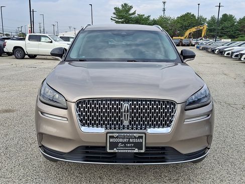 Used 2021 Lincoln Corsair AWD w/ Equipment Group 101A image 2