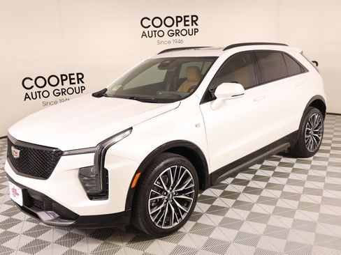Used 2024 Cadillac XT4 Sport AWD/4WD image 10