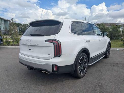 Used 2024 Kia Telluride SX Prestige w/ Towing Package AWD/4WD image 3
