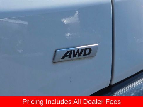 Used 2023 Hyundai Kona SE AWD/4WD image 7