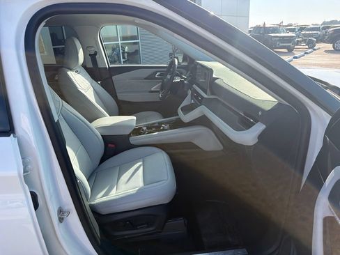New 2026 Ford Explorer Platinum w/ LUX Leather Package AWD/4WD image 26