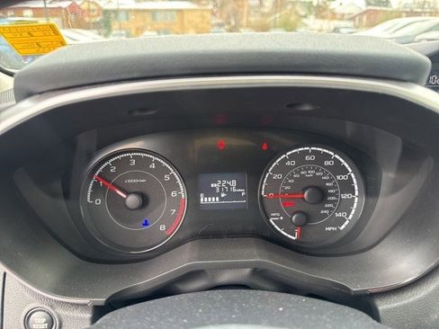 Used 2023 Subaru Crosstrek 2.0i Premium image 24