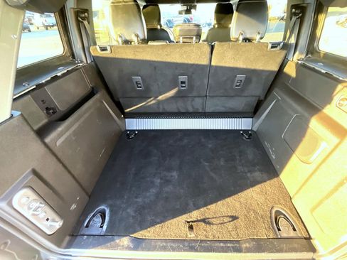 Used 2024 Ford Bronco Wildtrak image 23