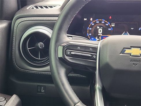 Used 2024 Chevrolet Colorado LT w/ LT Convenience Package III image 28