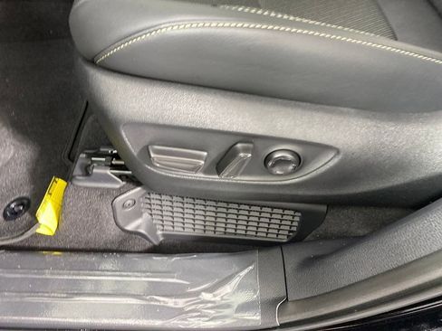 New 2026 Toyota Sienna Limited image 8