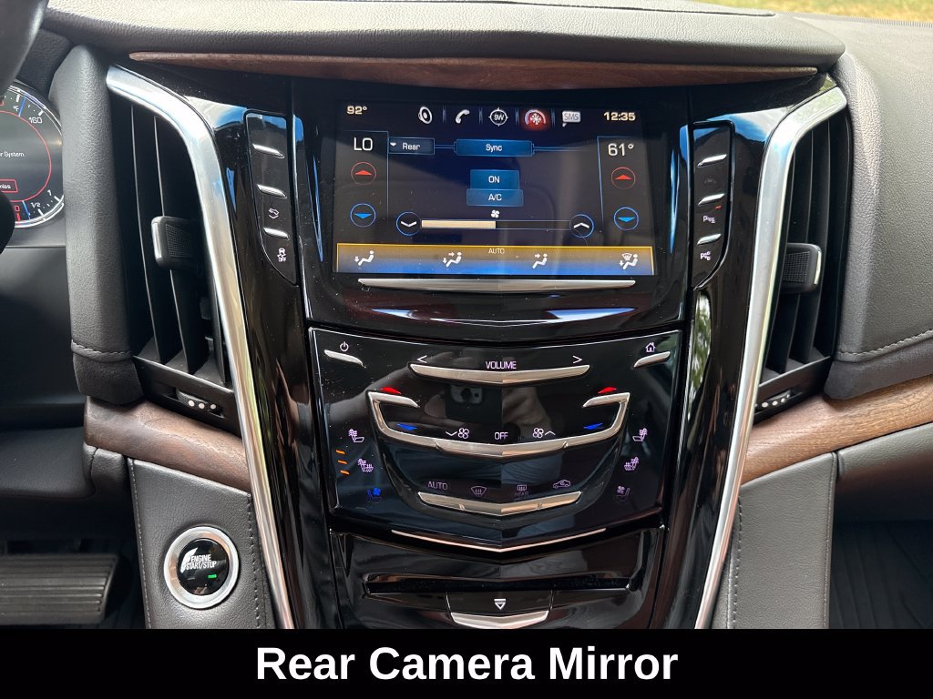 Used 2019 Cadillac Escalade Premium Luxury AWD/4WD image 23