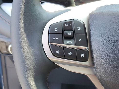 New 2026 Ford Explorer Active AWD/4WD image 15