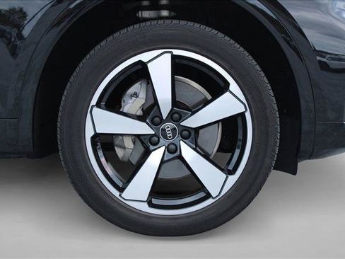 Used 2023 Audi Q5 2.0T Premium Plus AWD/4WD image 14