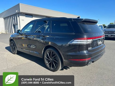 Used 2023 Lincoln Aviator Reserve w/ Equipment Group 201A AWD/4WD image 5