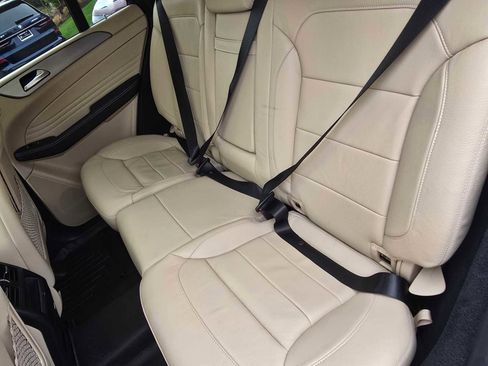 Used 2019 Mercedes-Benz GLE 43 AMG AMG GLE 43 image 19