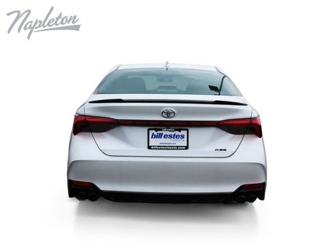 Used 2019 Toyota Avalon XSE w/ Protection Package FWD image 7