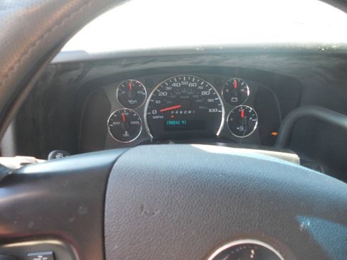Used 2011 GMC Savana 3500 RWD image 20