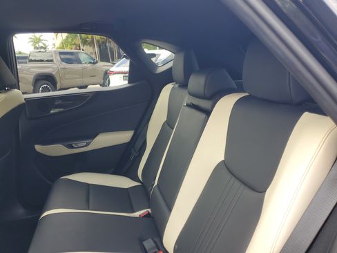 Used 2022 Lexus NX 350 AWD image 17