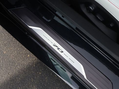 Used 2023 Chevrolet Corvette Stingray Premium Conv w/ Z51 Performance Package image 14