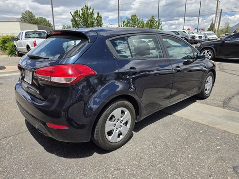 Used 2018 Kia Forte LX FWD image 7