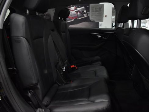 Used 2022 Audi Q7 3.0T Premium w/ Convenience Package image 31