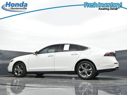 Used 2023 Honda Accord EX-L image 31
