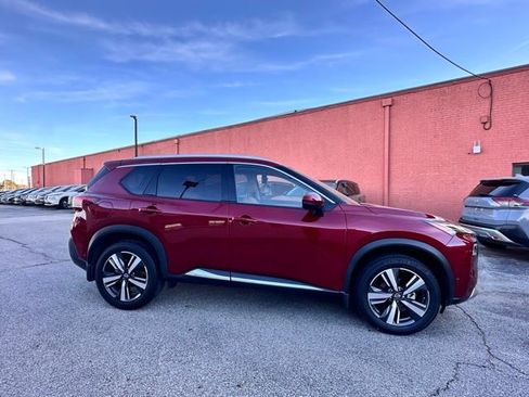 Certified 2023 Nissan Rogue Platinum w/ Platinum Premium Package image 4