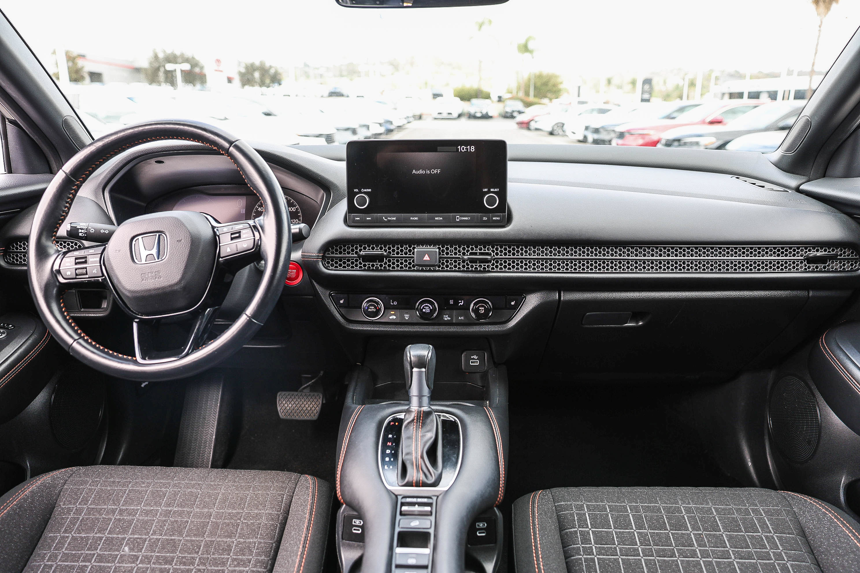 Certified 2025 Honda HR-V Sport image 2