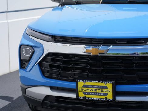 Used 2024 Chevrolet TrailBlazer LT FWD image 9