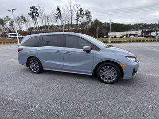 New 2026 Honda Odyssey Touring video 2