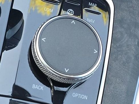 Used 2019 BMW X5 xDrive40i w/ Premium Package image 40