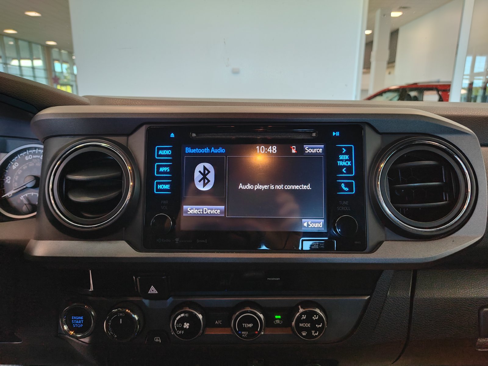 Used 2017 Toyota Tacoma TRD Sport w/ Exterior Package AWD/4WD image 16