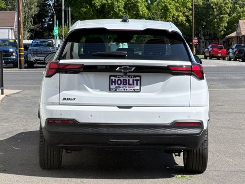 New 2027 Chevrolet Bolt LT w/ Comfort Package FWD image 4