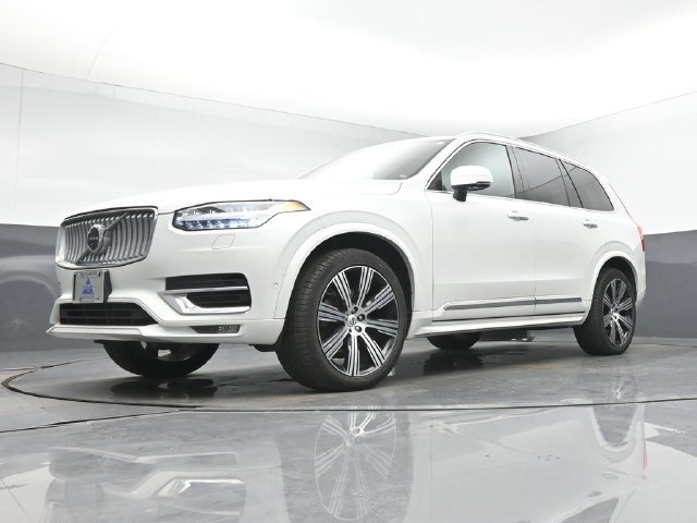 Used 2025 Volvo XC90 B6 Plus w/ Protection Package Premier AWD/4WD image 12