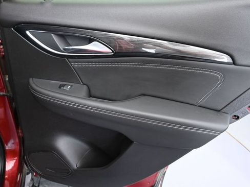 Used 2023 Buick Envision Essence w/ Sport Touring Package FWD image 29
