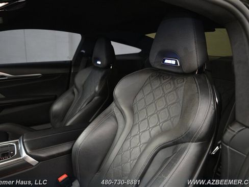 Used 2020 BMW M8 Coupe image 12