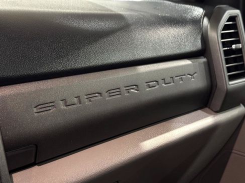 Used 2018 Ford F250 XL w/ Power Equipment Group RWD image 34