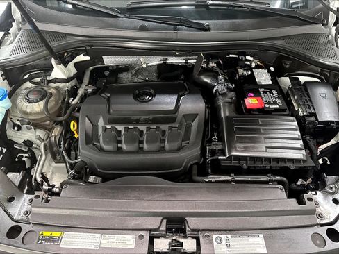 Used 2018 Volkswagen Tiguan SEL Premium AWD/4WD image 33