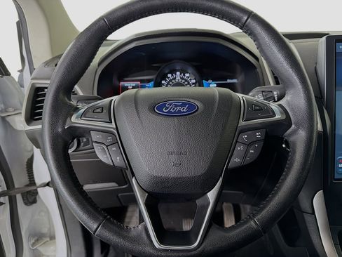 Used 2022 Ford Edge SEL AWD/4WD image 13