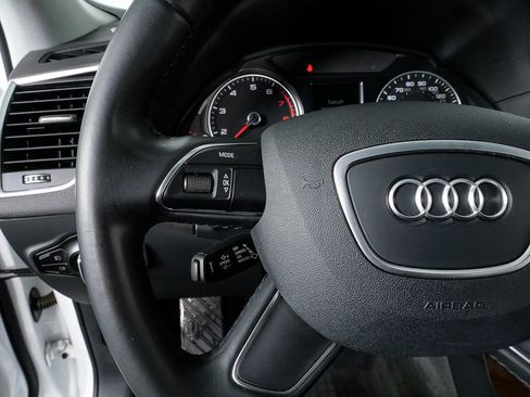 Used 2016 Audi Q5 2.0T Premium Plus w/ Technology Package image 9