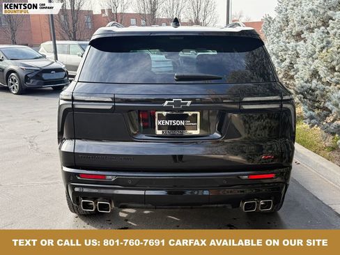 Used 2024 Chevrolet Traverse RS image 6