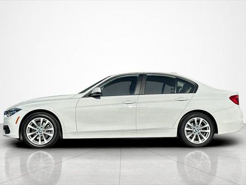 Used 2018 BMW 320i Sedan image 2