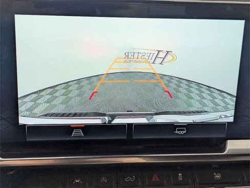 Certified 2025 GMC Sierra 1500 SLT image 21