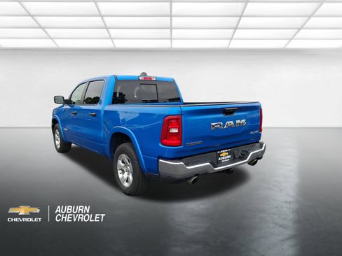 Used 2025 RAM 1500 Big Horn AWD/4WD image 5