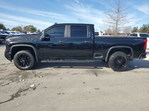 Used 2025 Chevrolet Silverado 2500 Custom w/ Custom Value Package image 5