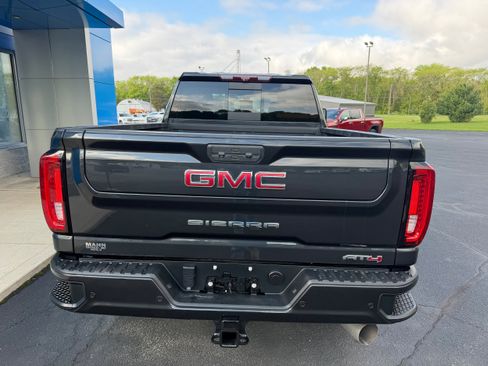 Used 2020 GMC Sierra 2500 AT4 w/ AT4 Premium Package AWD/4WD image 9