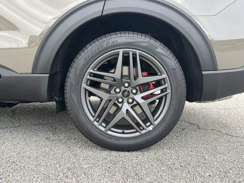New 2026 Ford Explorer ST-Line w/ ST-Line Street Pack RWD image 27