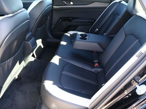 Used 2025 Kia K5 GT-Line w/ GT-Line Premium Package image 19