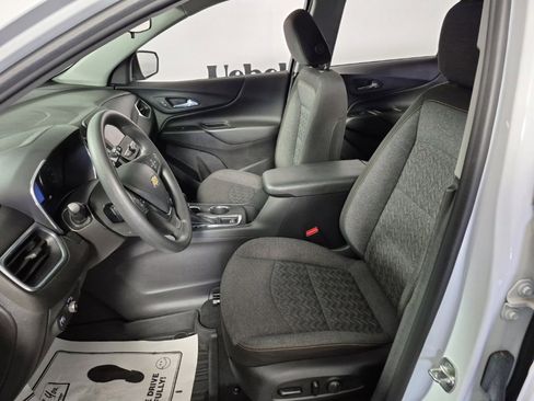Used 2023 Chevrolet Equinox LT w/ LPO, Floor Liner Package image 9