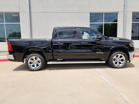 New 2026 RAM 1500 4x4 Crew Cab image 2