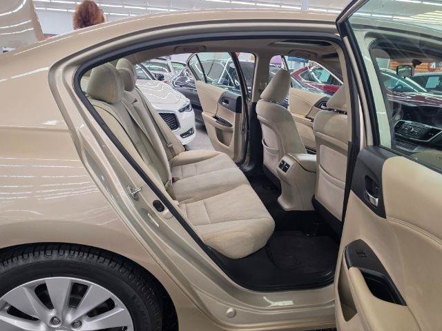 Used 2014 Honda Accord EX image 40
