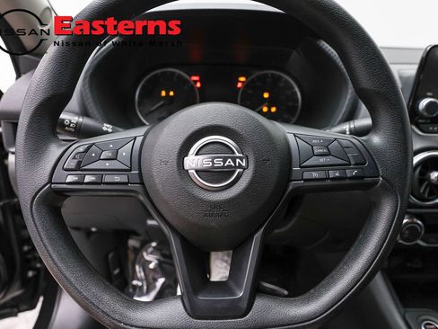 Used 2025 Nissan Sentra S FWD image 10